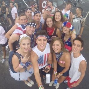 Meet your Posher, Alex